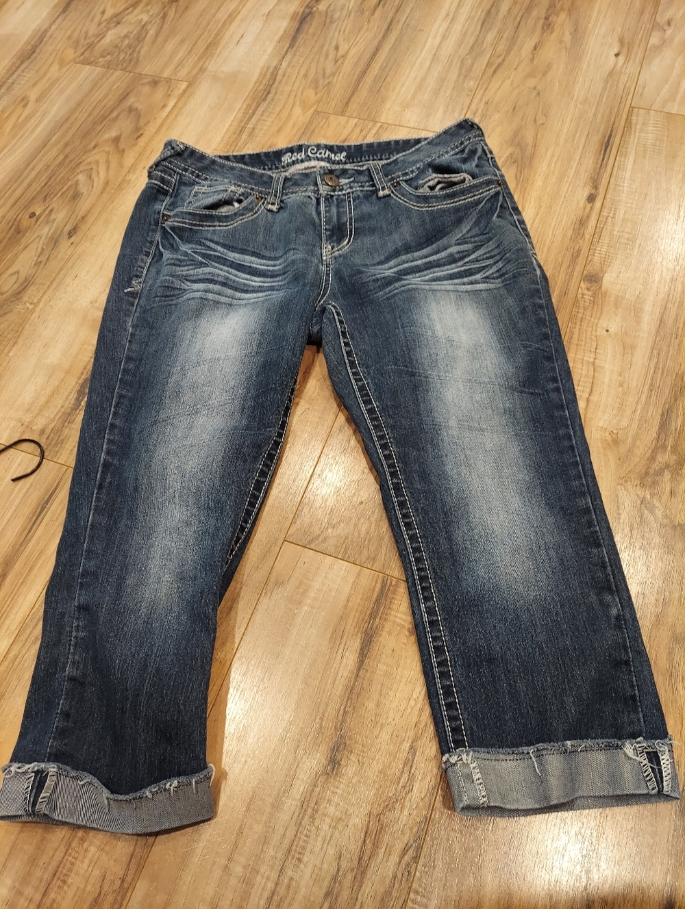 Red Camel Women’s Distressed Capri Cropped Jeans Sz 13